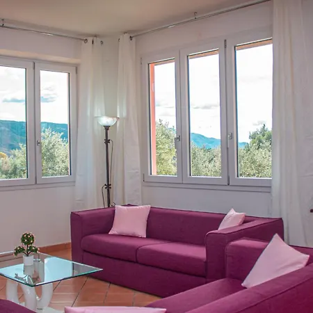 Mimosa Ad A 2km Dalla Per 6 Persone Willa